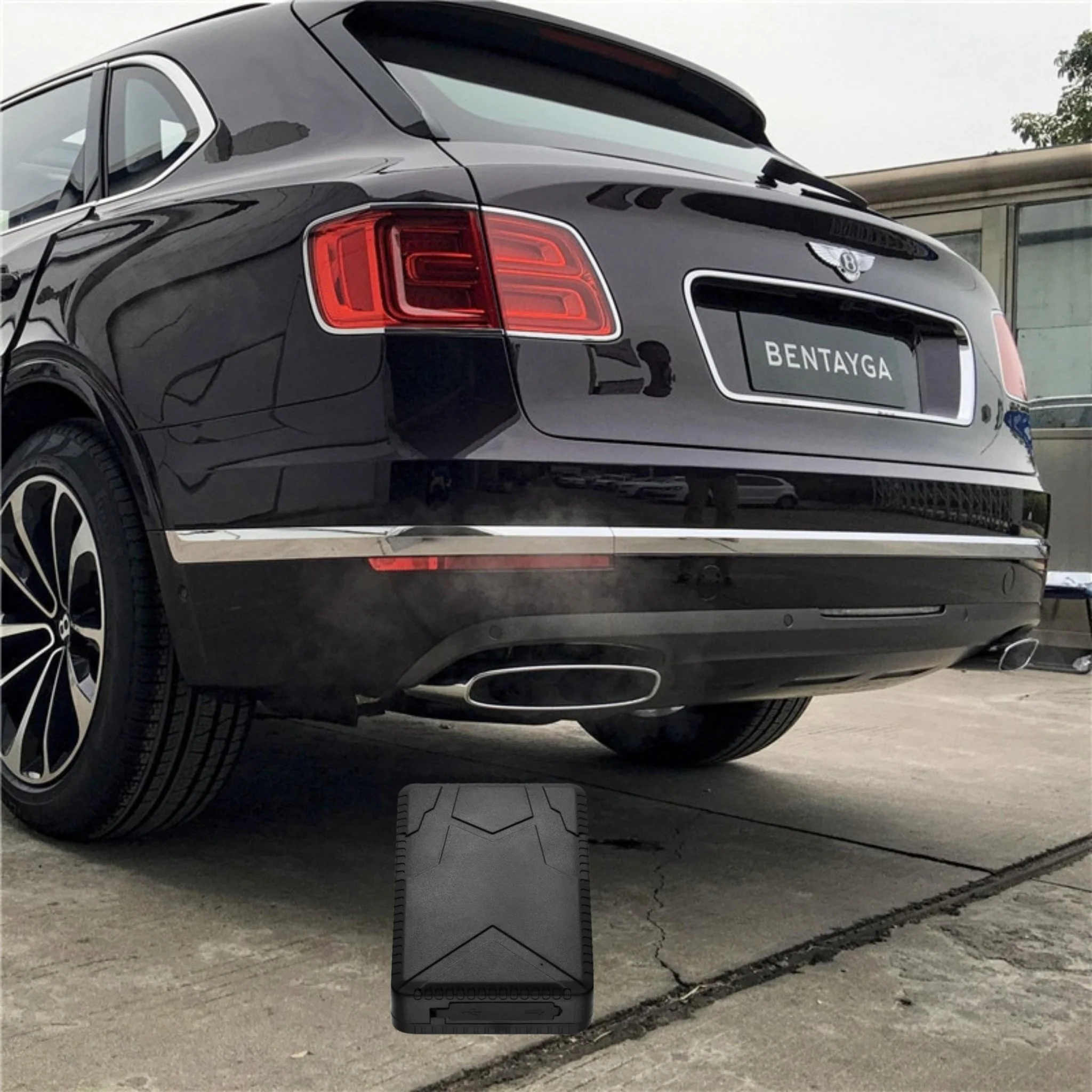 Smart GPS Car Tracker - Image 8